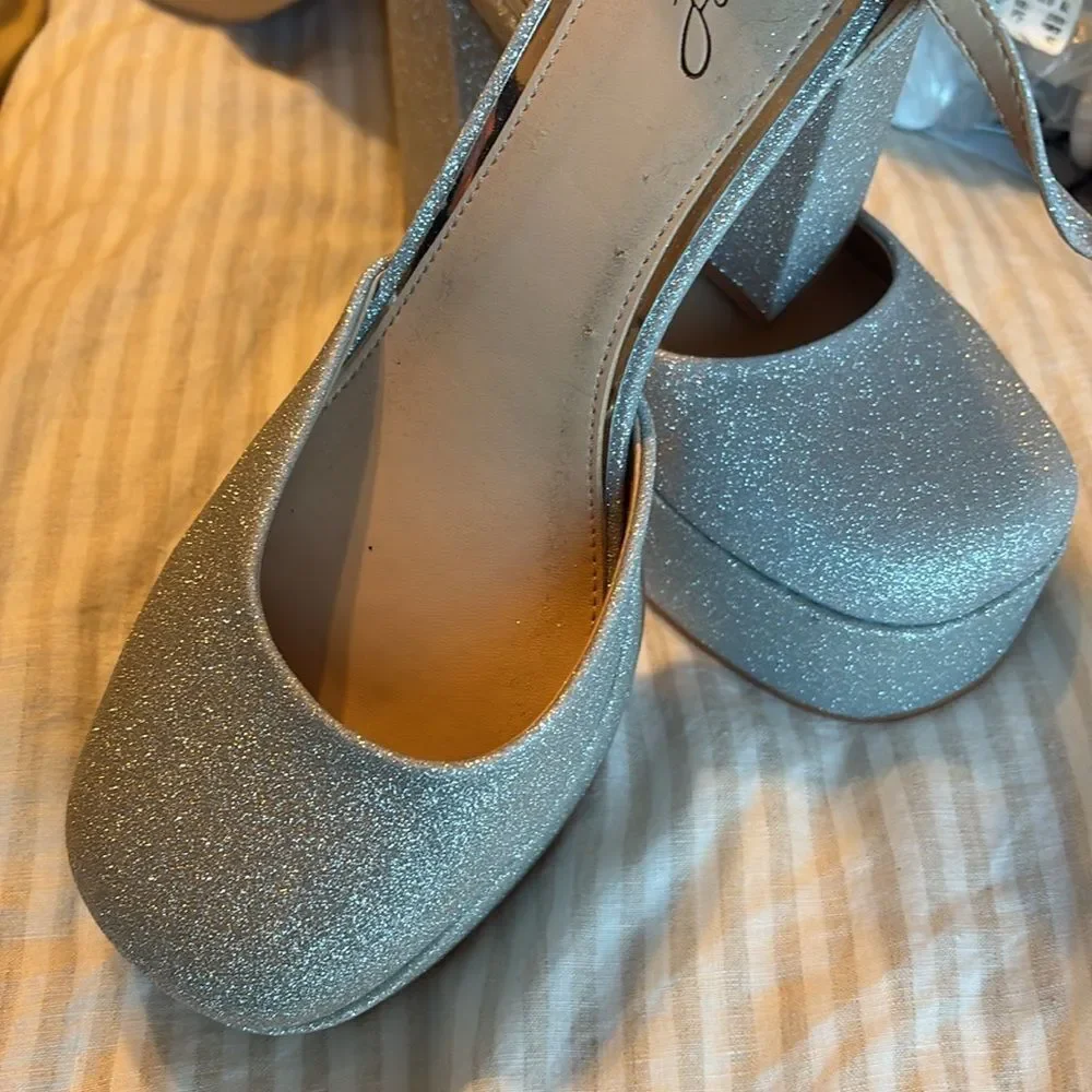 Jewel Badgley Mischka Jayda Platform Pumps Silver size 10 NWT $249